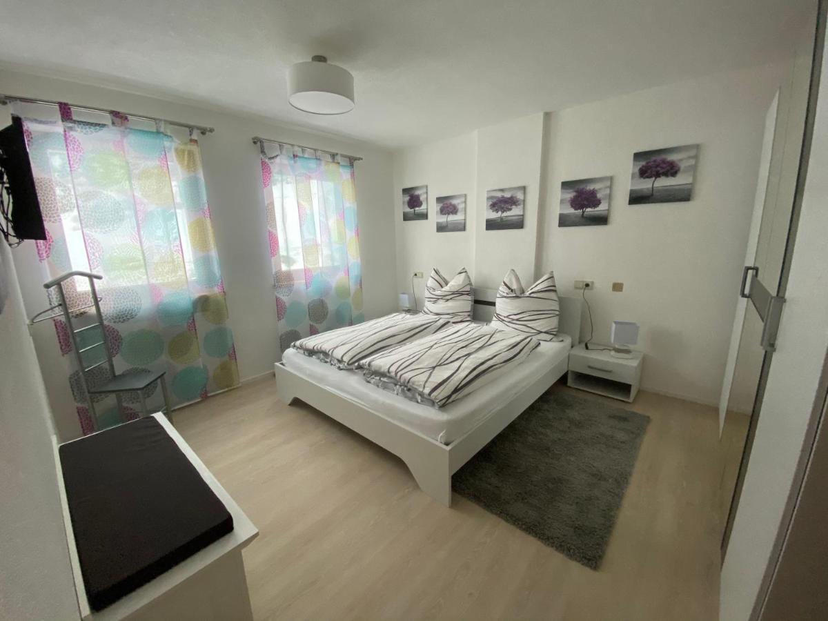 Apartments Oberhollenzer ไบรยัส ภายนอก รูปภาพ