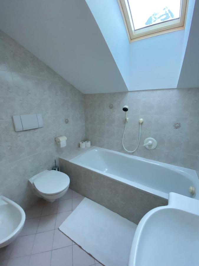 Apartments Oberhollenzer ไบรยัส ภายนอก รูปภาพ