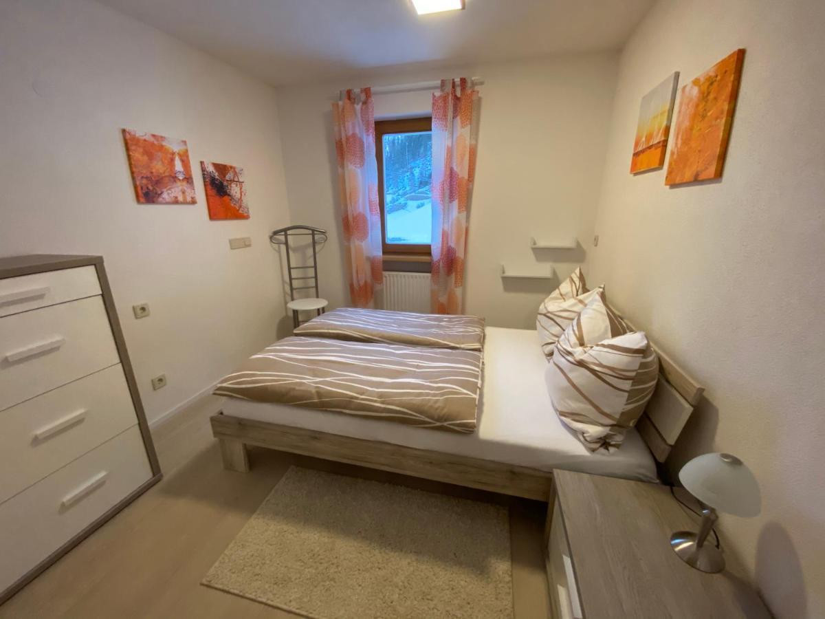 Apartments Oberhollenzer ไบรยัส ภายนอก รูปภาพ