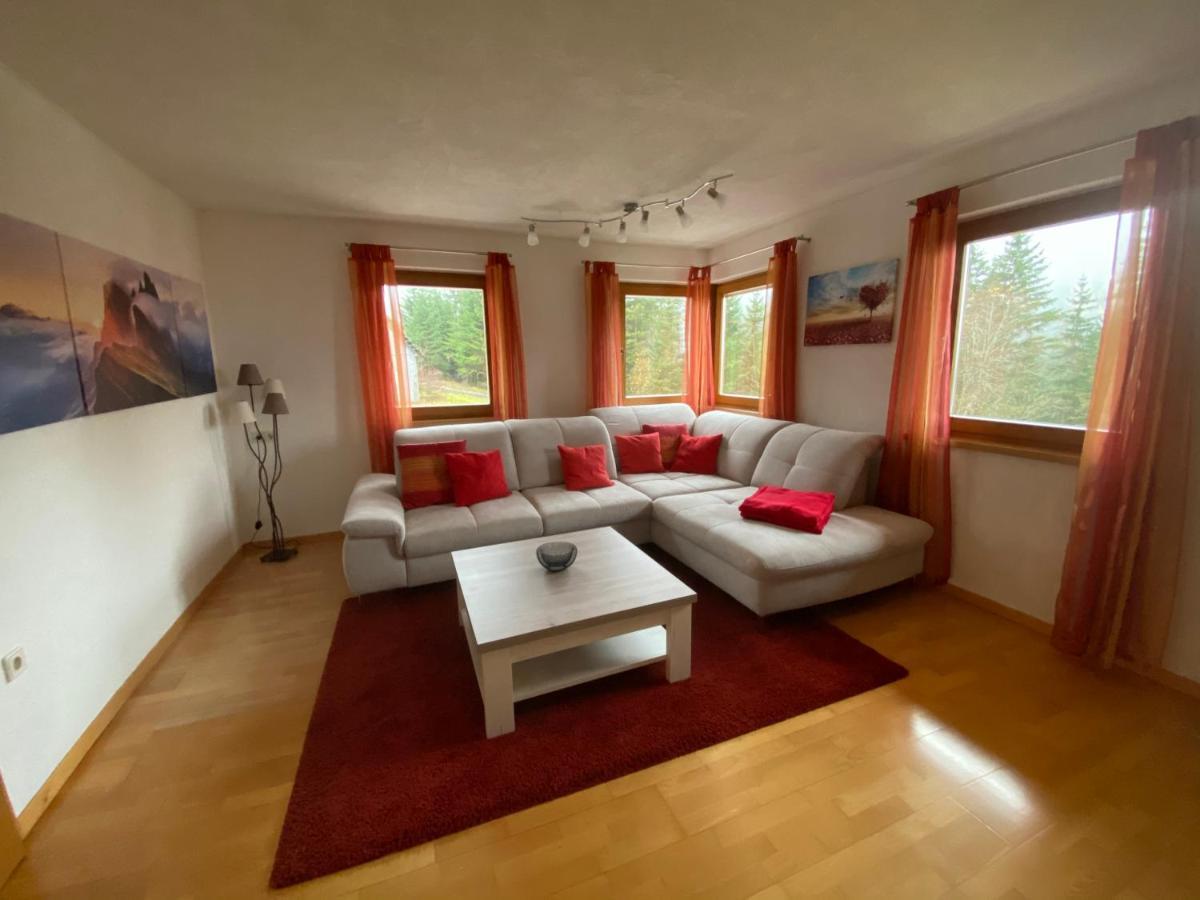 Apartments Oberhollenzer ไบรยัส ภายนอก รูปภาพ